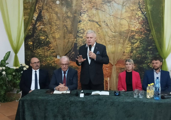 fot. fb. Tomasz Zieliński Poseł na Sejm RP